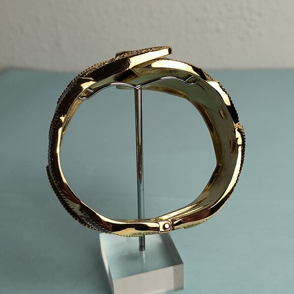 Exquisite Statement Enamel Leaf Shape Open Hinged Cuff Bangle Bracelet P… - Picture 12 of 15